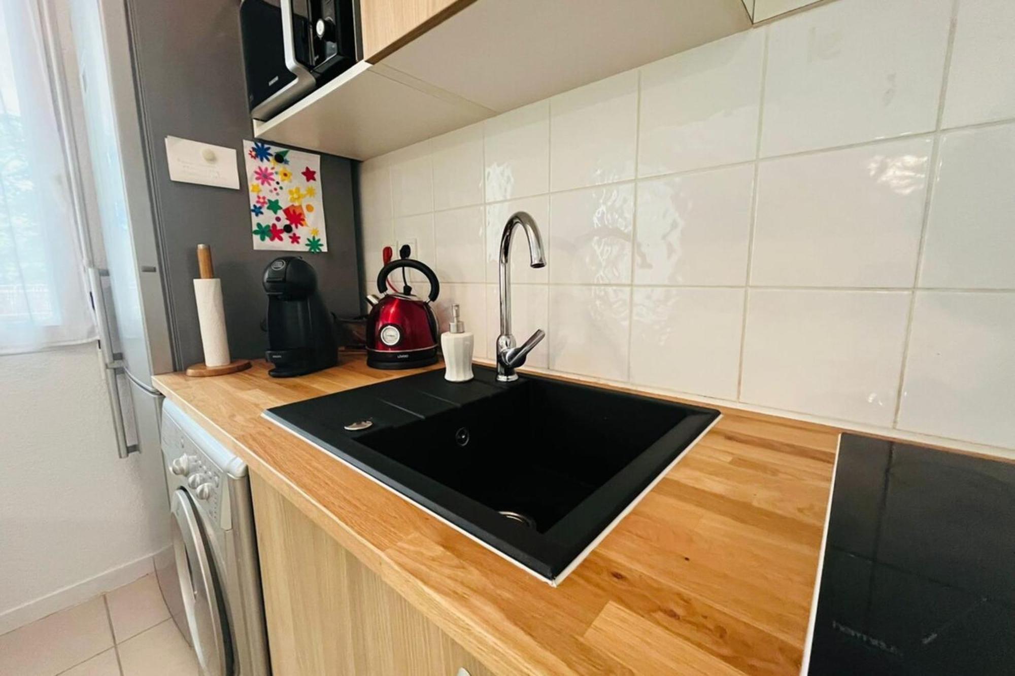 Apartment Le Rimini Terrasse Wifi Parking Prive Narbonne